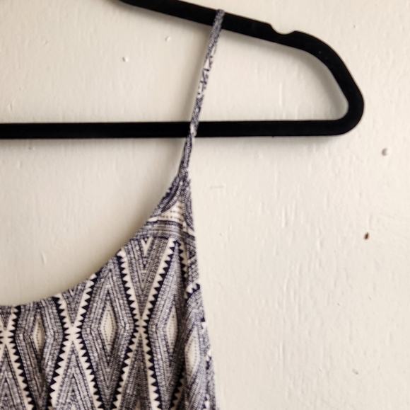 H&M- Geometric Dress - Picture 3 of 7